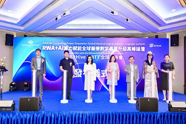 币圈荒诞剧：当女KOL遇上男大学生的生活费
