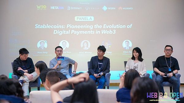 比特币减半前市场风云：暴跌预言背后藏着什么？