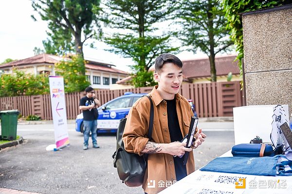 比特币站在11万刀悬崖边：是危机还是机遇？
